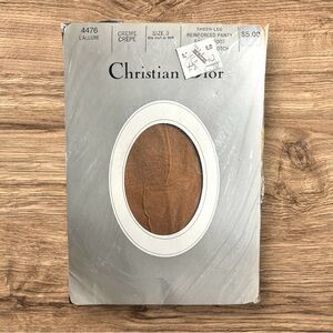 NWT VINTAGE CHRISTIAN DIOR PANTYHOSE SIZE 3 Crème Crepe 4476 Hosiery